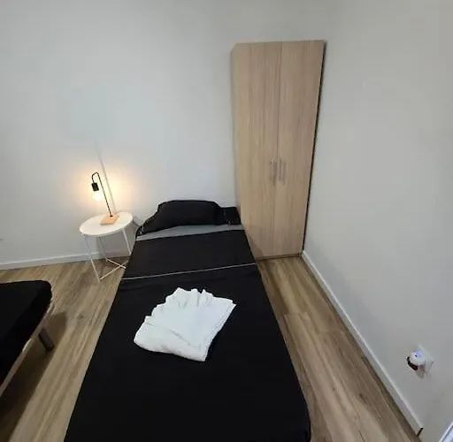 Casa Inteira 2 Quartos, 1 Wc