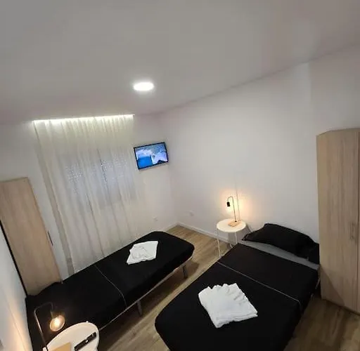 Διαμέρισμα Casa Inteira 2 Quartos, 1 Wc *